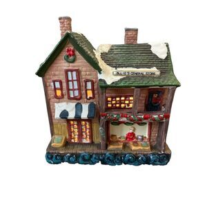Christmas Streets Porcelain Lighted House Billie's General‎ Store 2005